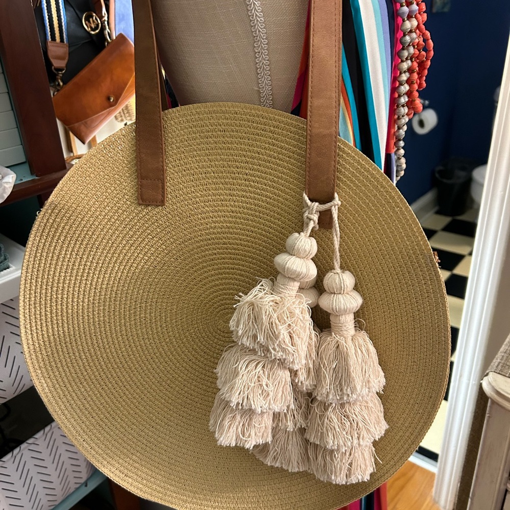 Straw Round Bag